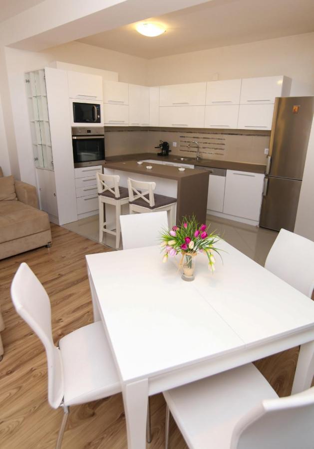 Ohrid City Apartments Bagian luar foto